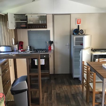 Frejus Tout Confort, Climatisation,Linge De Lit Et De Toilette, Coffre Fort, Ventilations Au Plafond Chambres Et Wifi Possible Екстер'єр фото