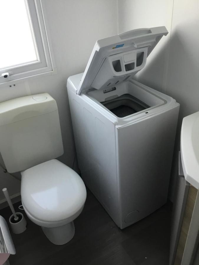 Frejus Tout Confort, Climatisation,Linge De Lit Et De Toilette, Coffre Fort, Ventilations Au Plafond Chambres Et Wifi Possible Екстер'єр фото