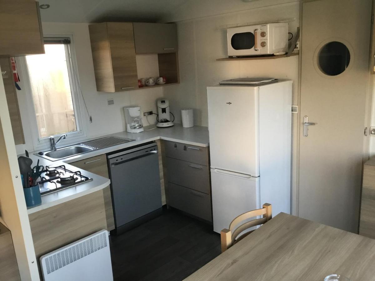 Frejus Tout Confort, Climatisation,Linge De Lit Et De Toilette, Coffre Fort, Ventilations Au Plafond Chambres Et Wifi Possible Екстер'єр фото