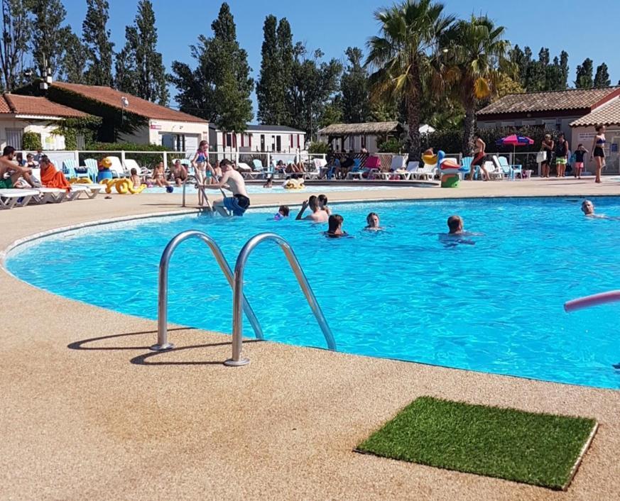 Frejus Tout Confort, Climatisation,Linge De Lit Et De Toilette, Coffre Fort, Ventilations Au Plafond Chambres Et Wifi Possible Екстер'єр фото