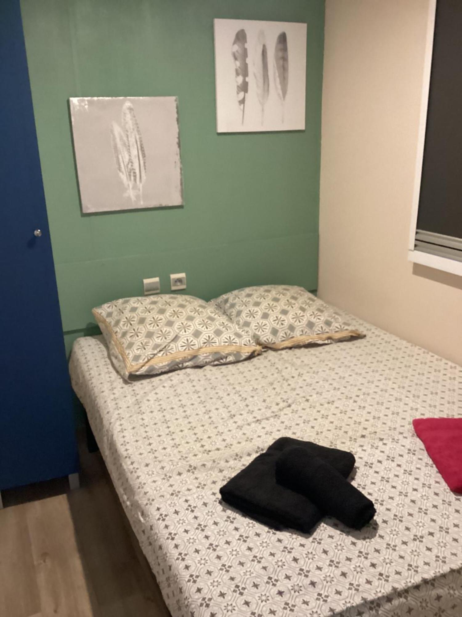 Frejus Tout Confort, Climatisation,Linge De Lit Et De Toilette, Coffre Fort, Ventilations Au Plafond Chambres Et Wifi Possible Екстер'єр фото